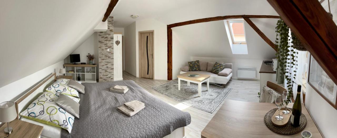 Apartmany Lavander מיקולוב מראה חיצוני תמונה